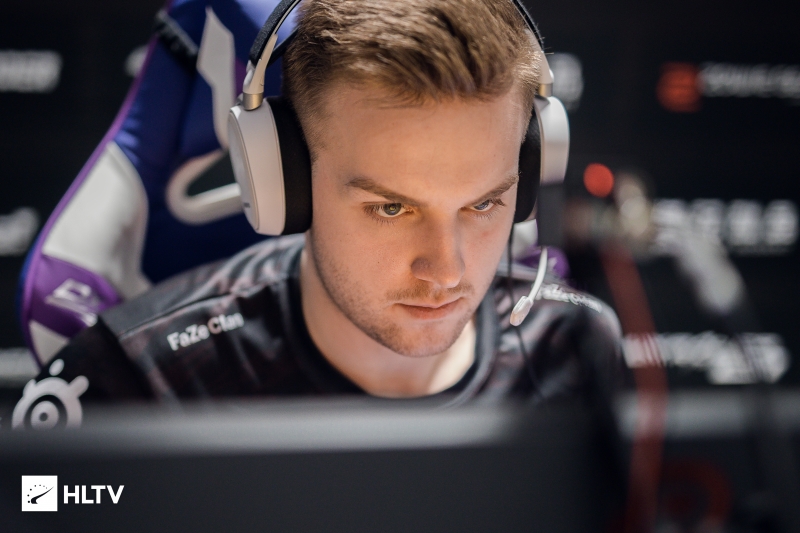 证了他的威 证了他的威